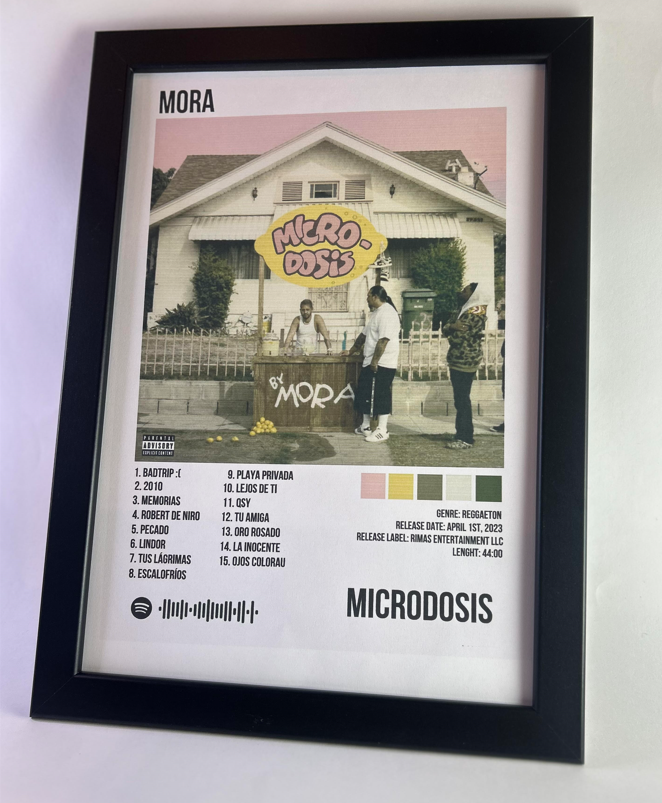 Álbum enmarcado de Mora tamaño A4 del álbum "Microdosis"